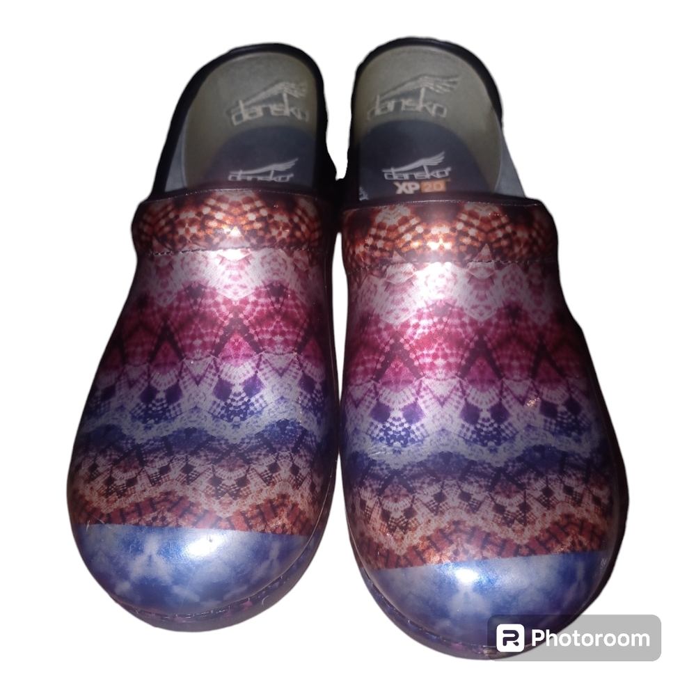 Women’s Dansko Professional XP 2.0 Clogs Metallic Tie Dye Patent EU 39 US 8.5-9